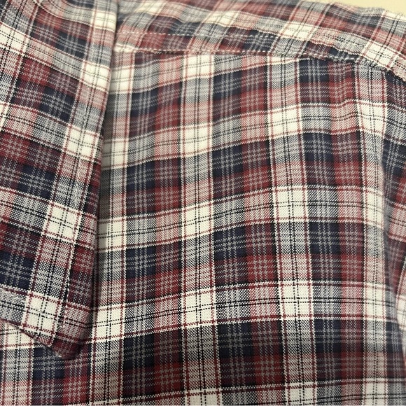 True Nation Long Sleeve Dress Shirt - Picture 2 of 2